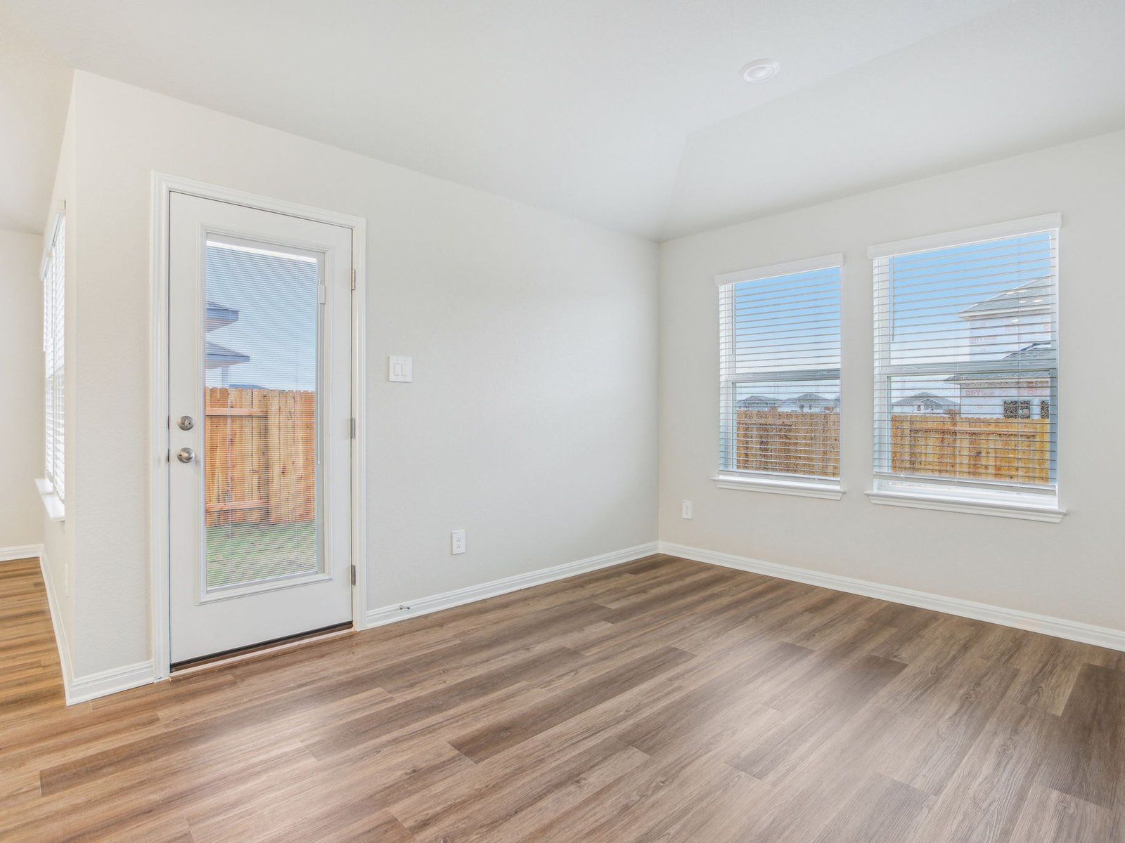 The Briscoe (820) - Eastern Wells: Jarrell, Texas - Meritage Homes