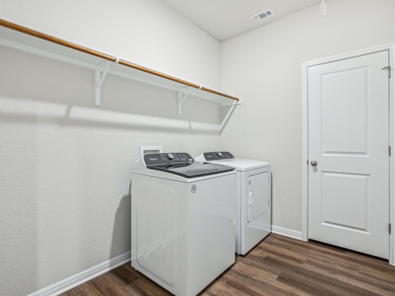 The Briscoe (820) Floorplan