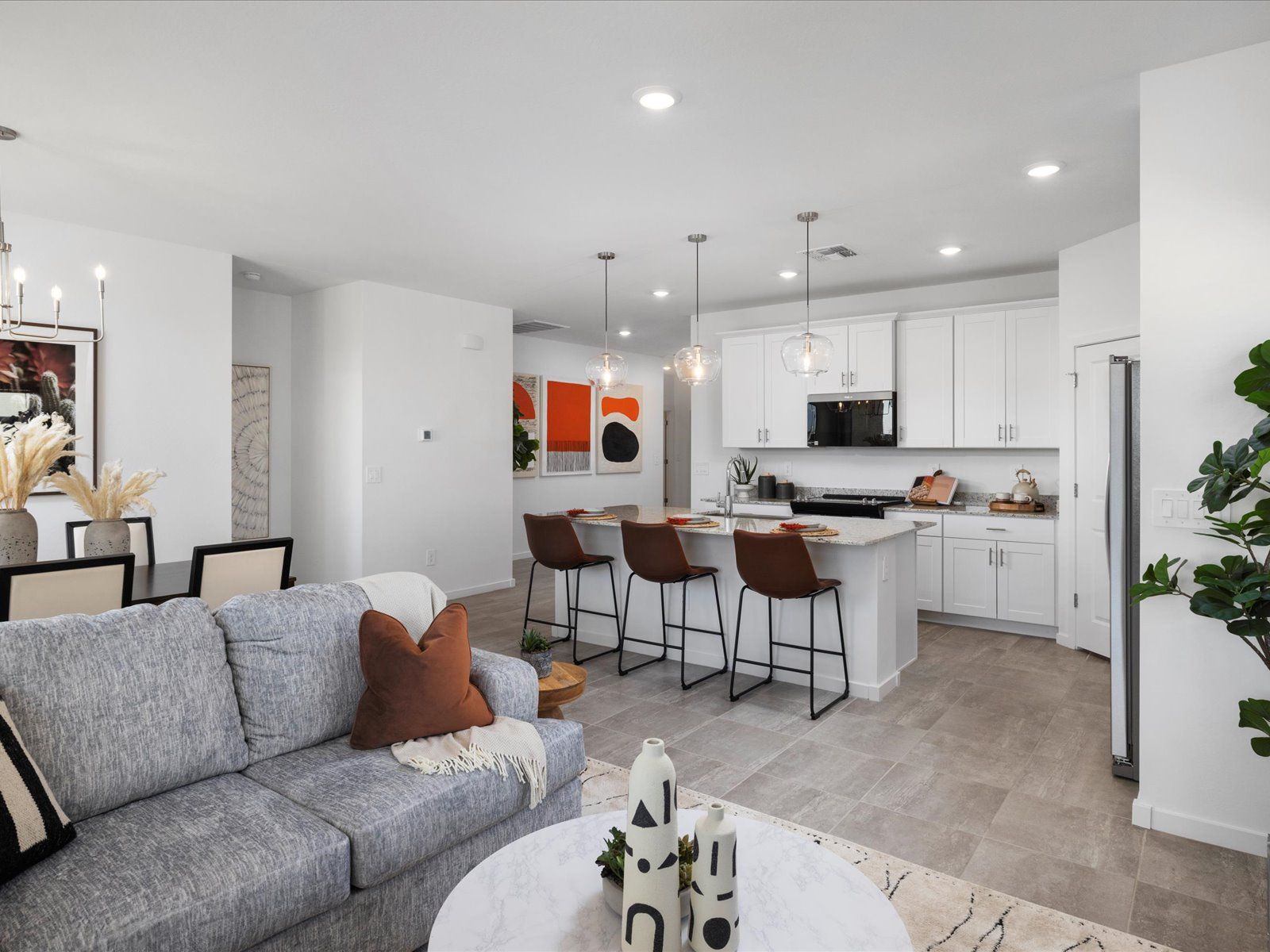 Living Area in the Leslie Floorplan modeled at Allure Vista