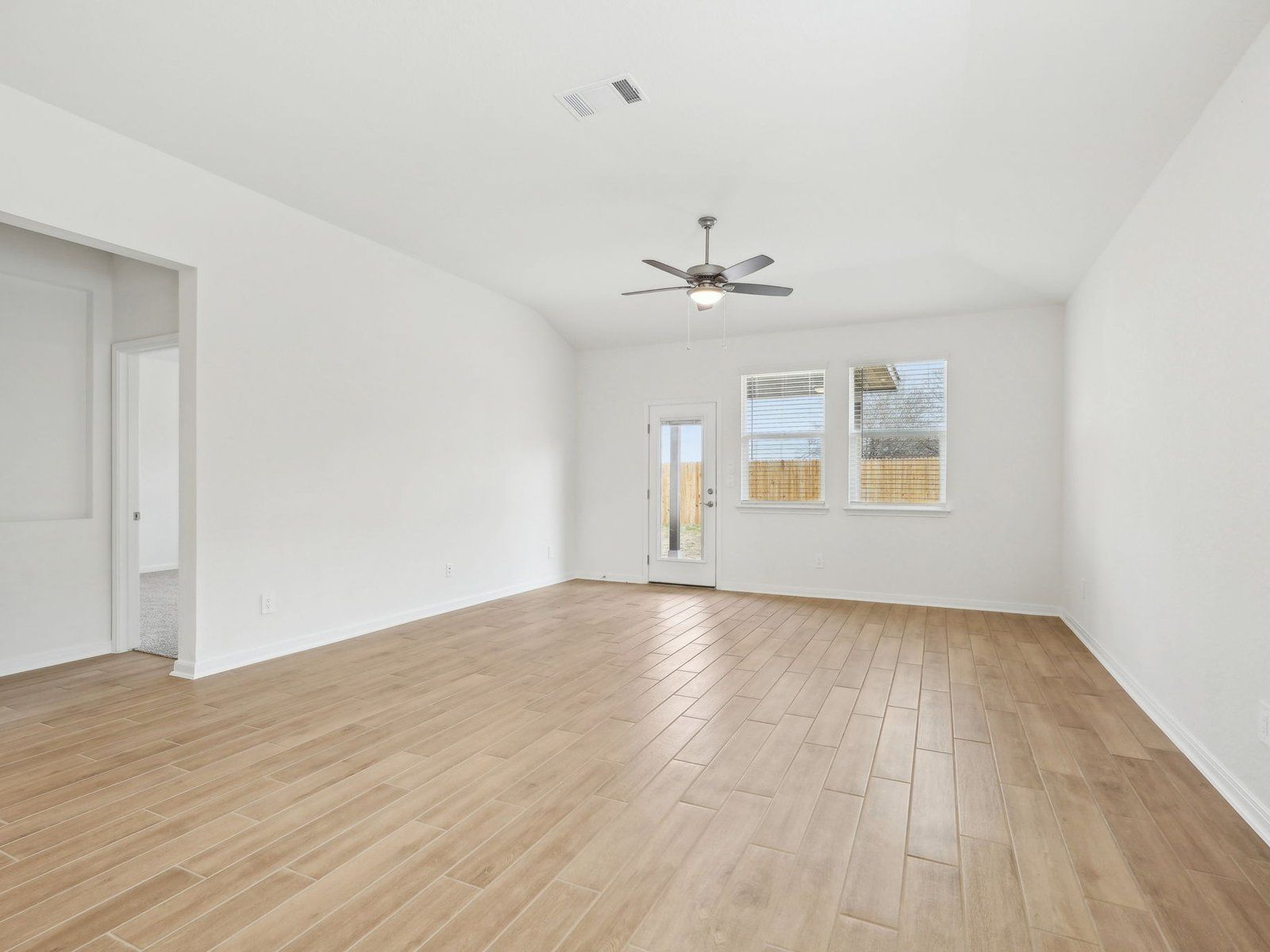 9510 Quail Crest Dr (Sabine (3008))