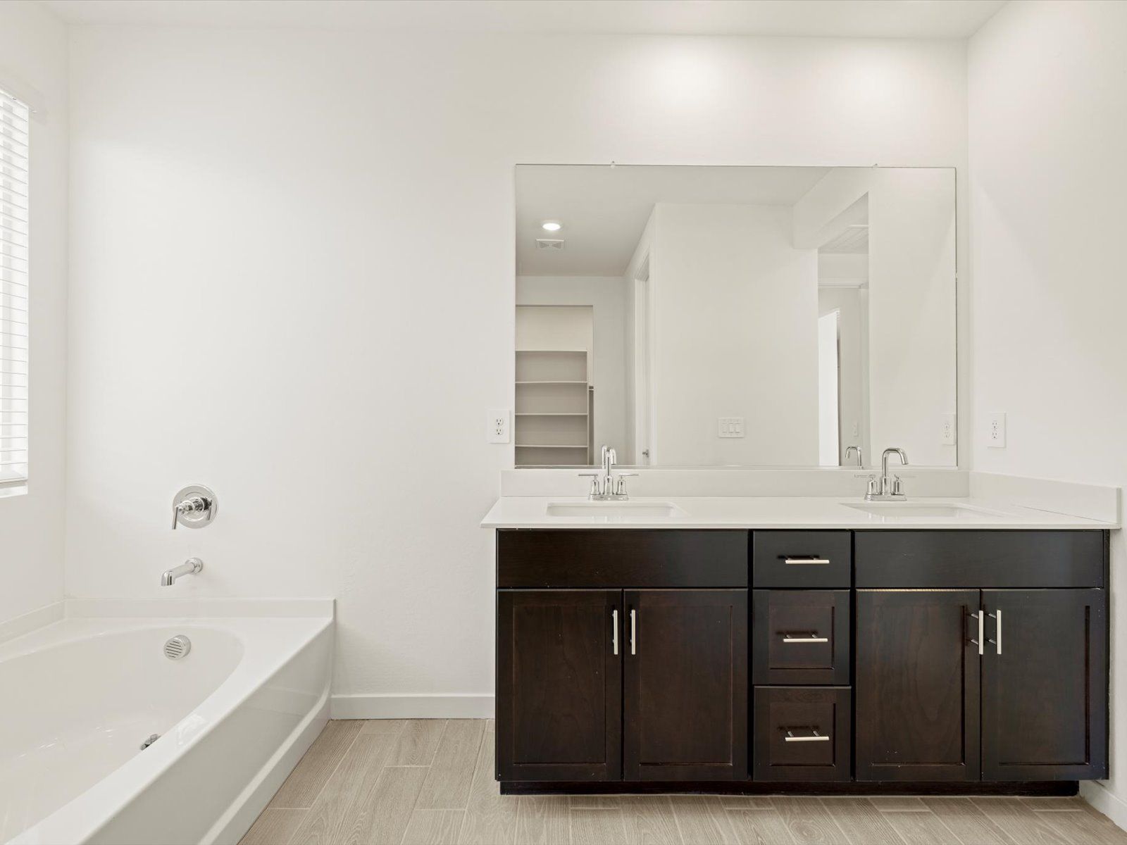 17716 W Odeum Lane (Kellen)