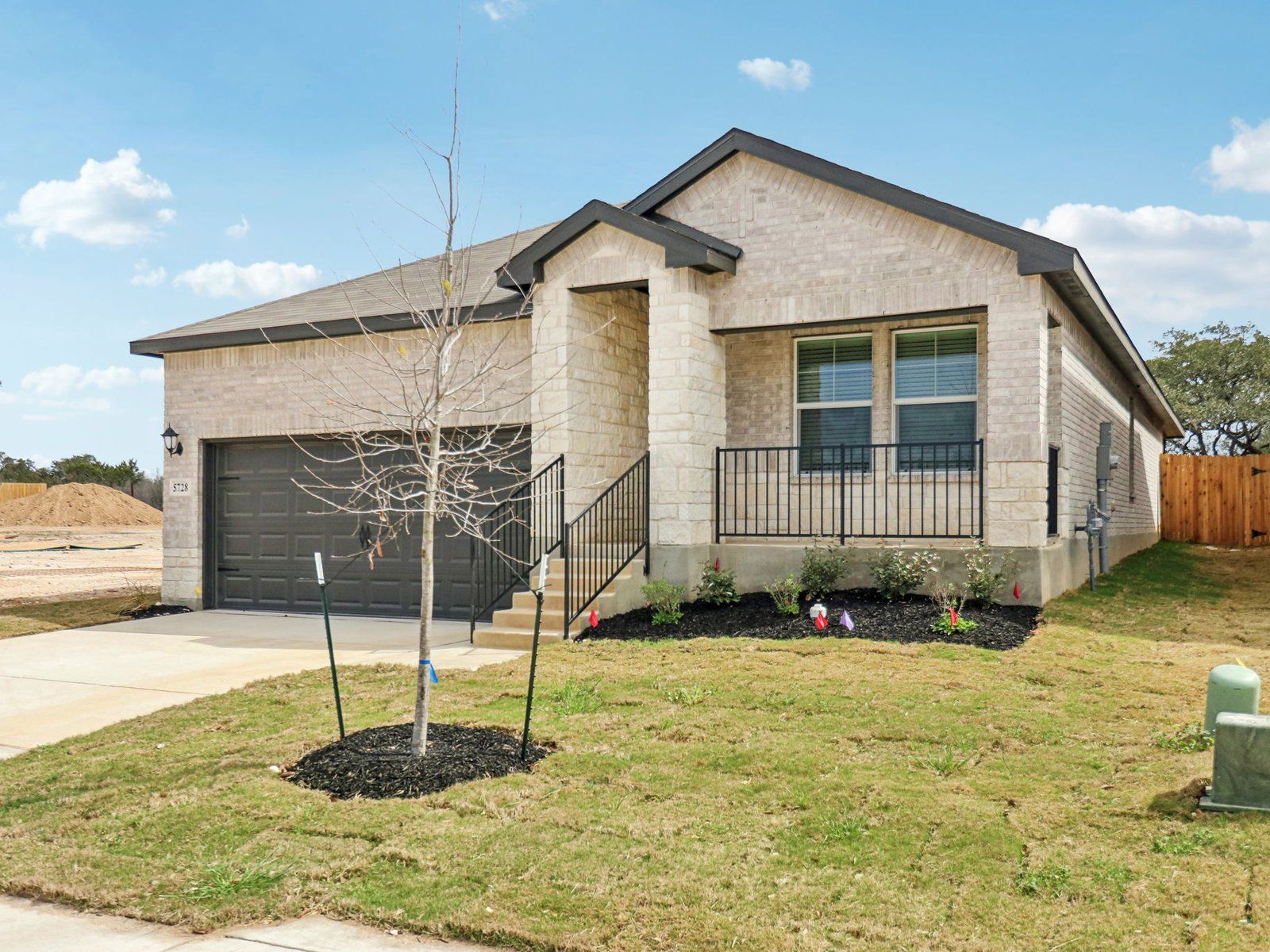 5728 Sendero Ranch (Callaghan (830))