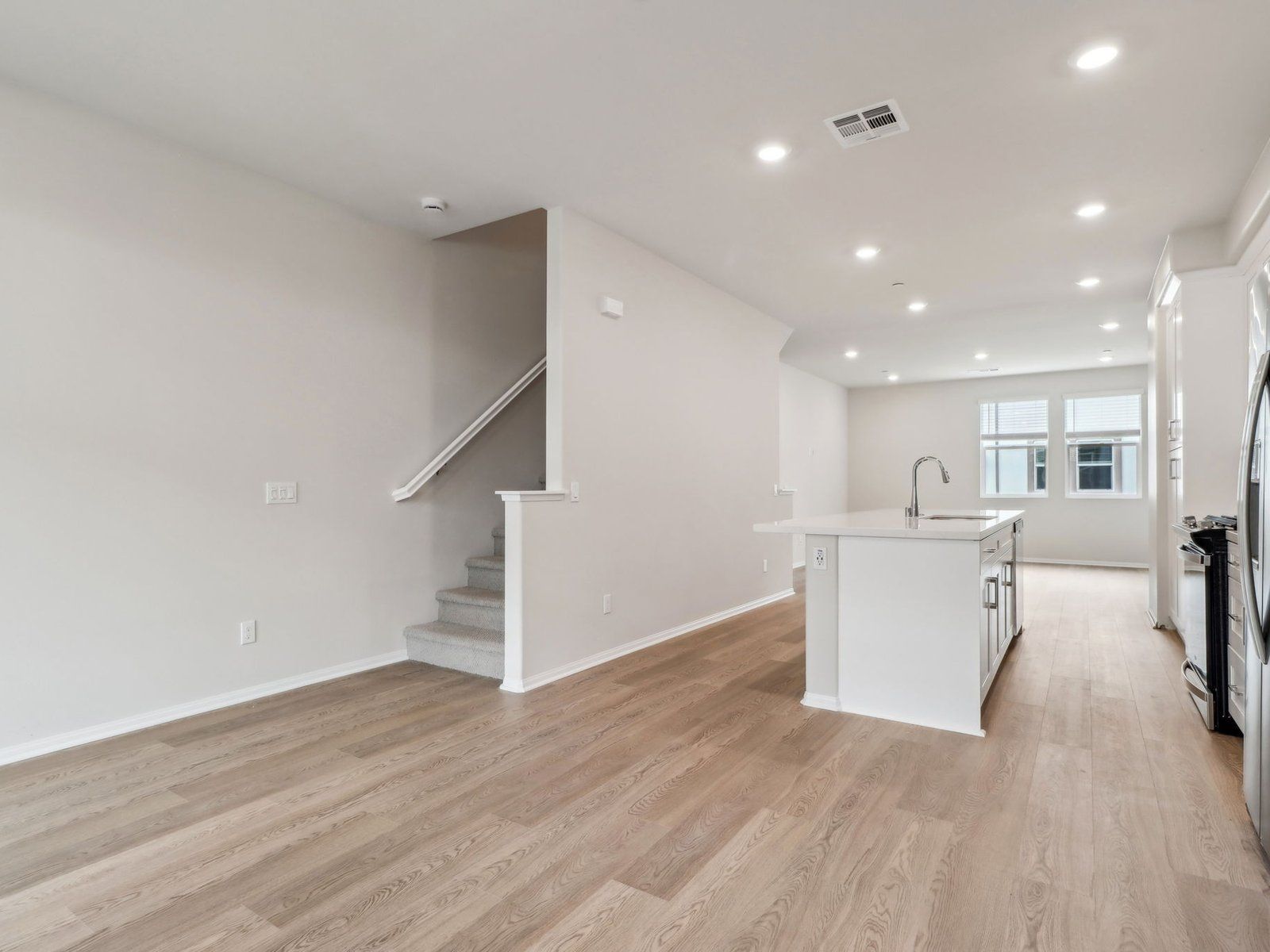 Residence 3 - The Knoll: Pomona, California - Meritage Homes