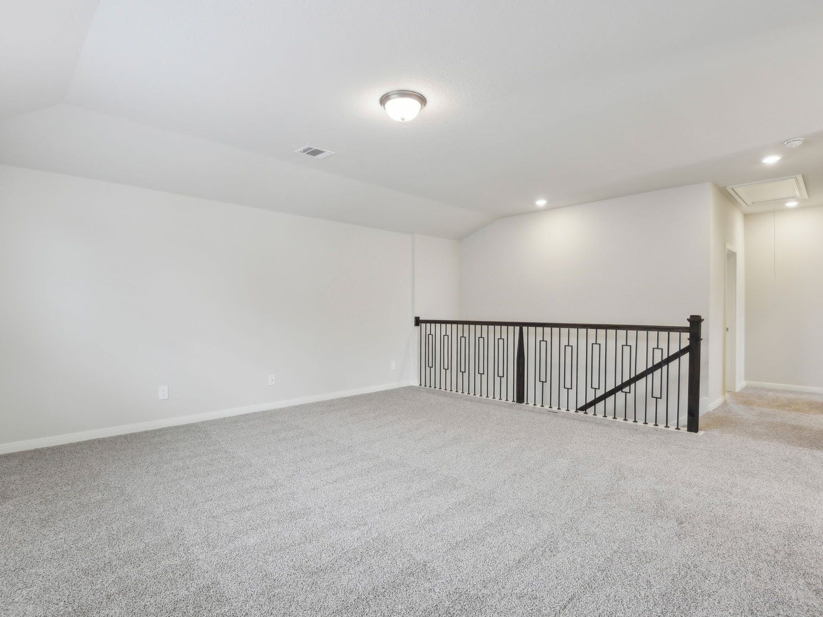 SAN_Estancia Ranch_Legacy_C453_Second Floor Landing_839 Black Horse Way_021.jpg