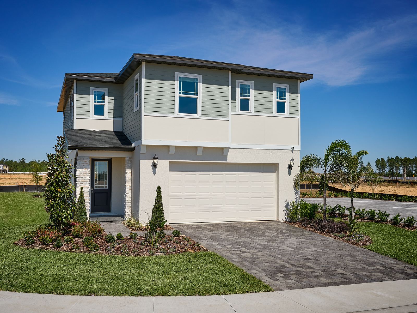 Exterior of the Birch floorplan modeled at Cyrene at Minneola