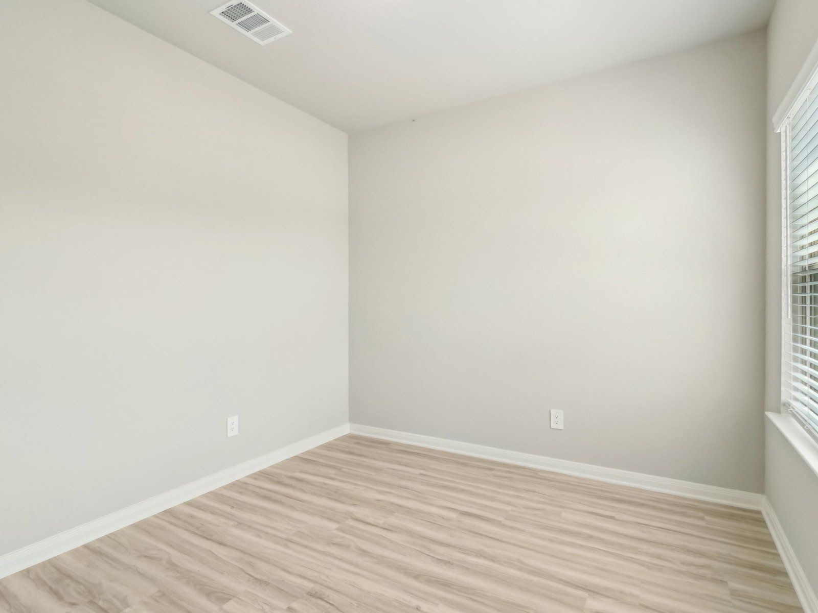 SAN_Autry Pond_McKinnon_C451_Office_18107 Ansley Path_019.jpg