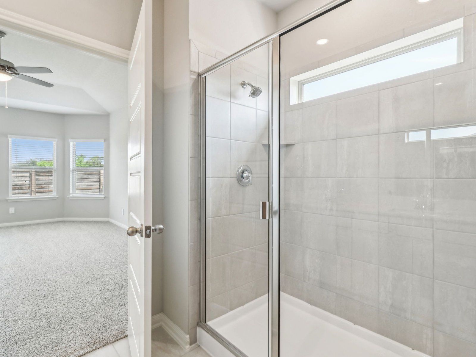 SAN_Autry Pond_McKinnon_C451_Primary Bath_18107 Ansley Path_029.jpg