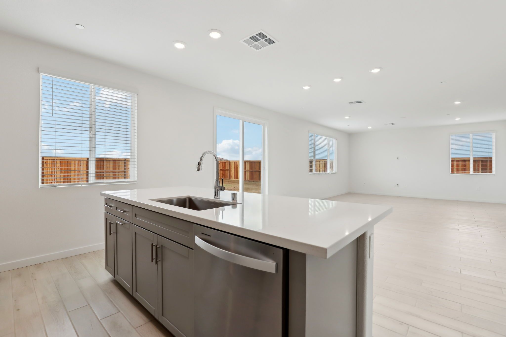 1445 Fathers St (Residence 3)