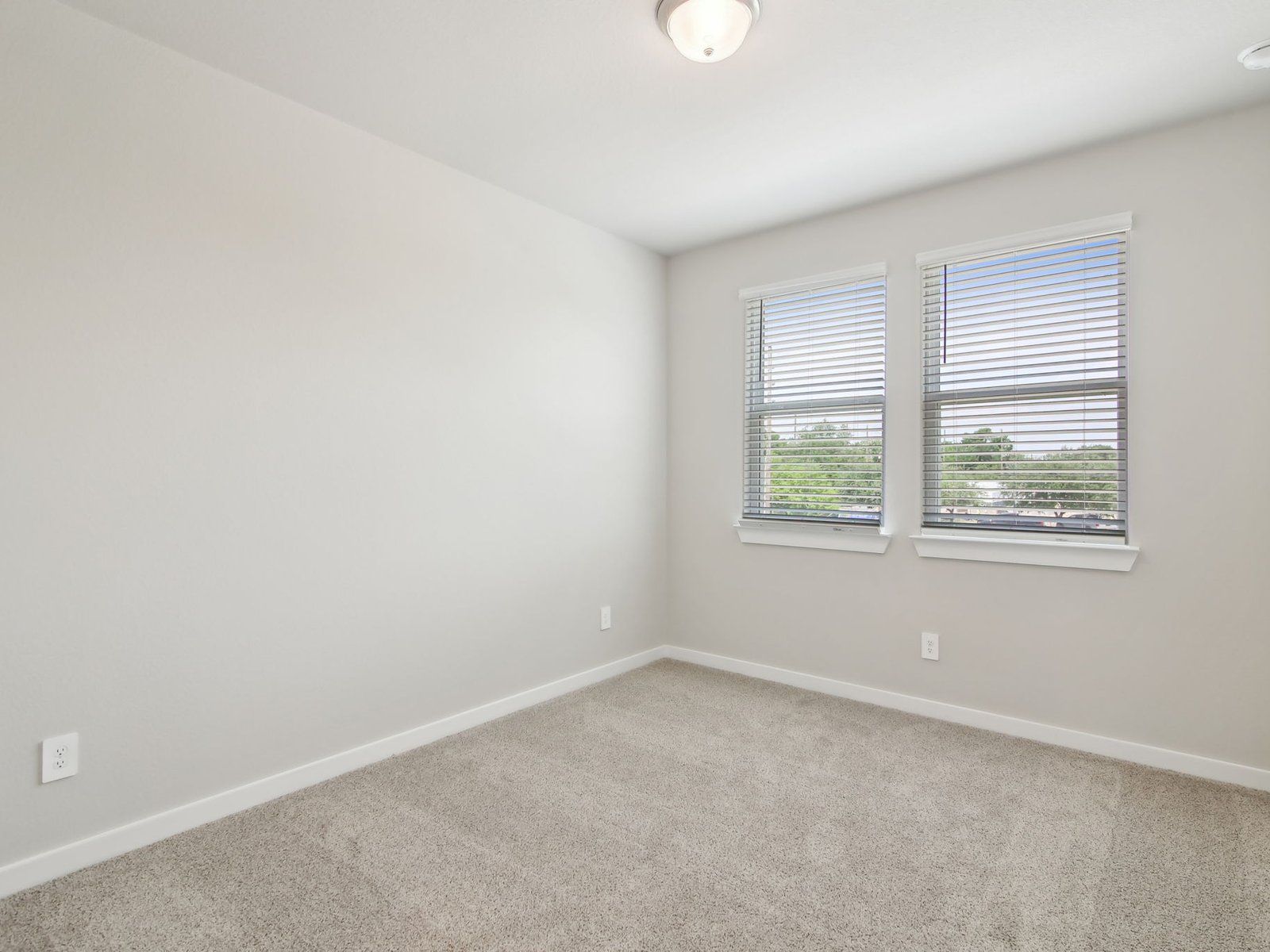 24-custom-Houston - Spring Brook Village - 10027 Rustic Charm St, Houston, TX 77080 - 024.jpg