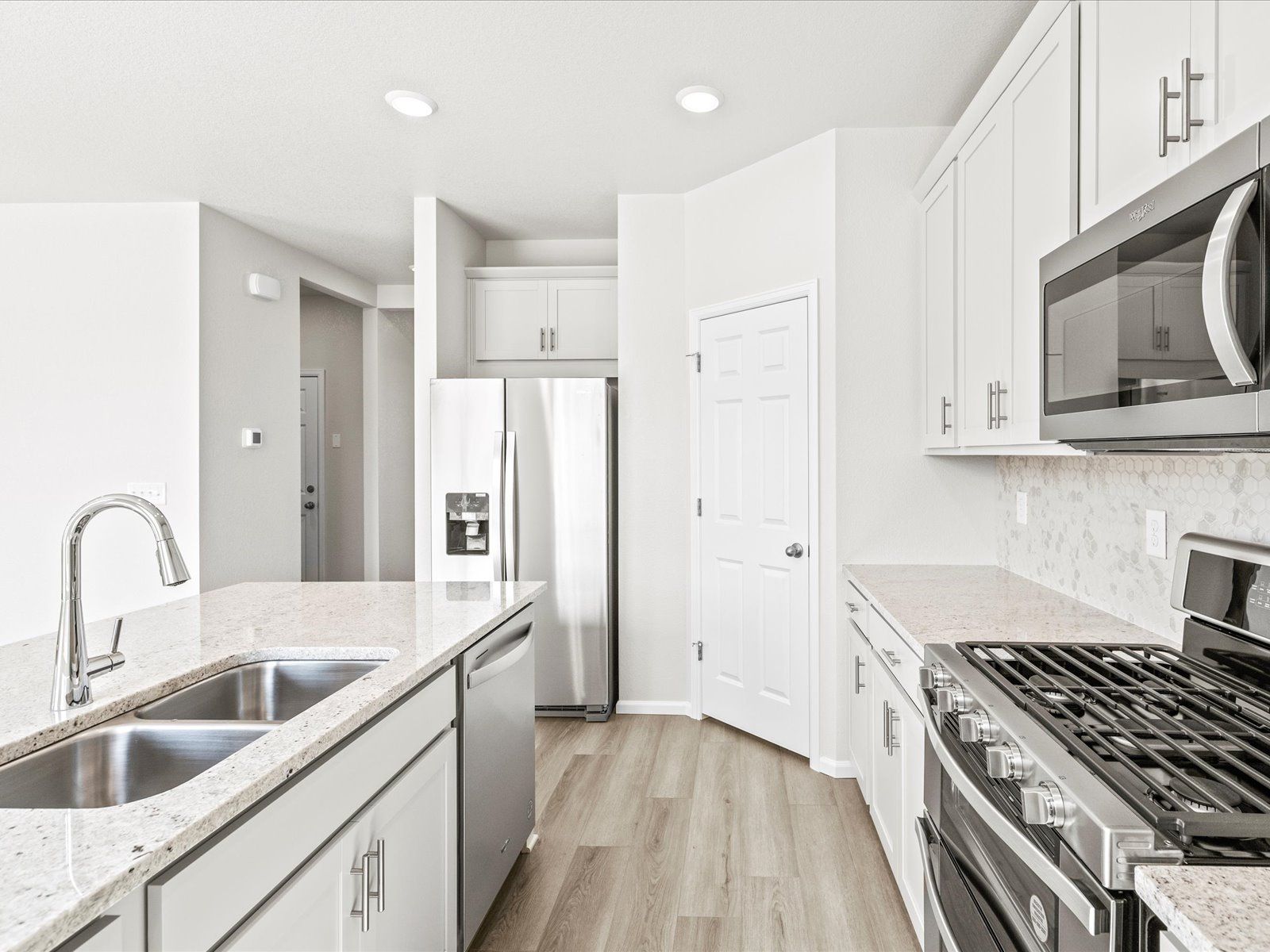 Silversage interior image taken at a Meritage Homes community in Commerce City, CO.