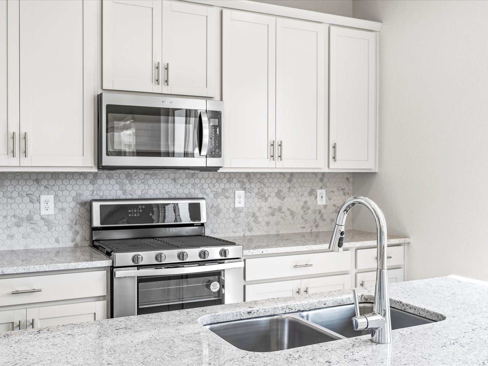 Silversage interior image taken at a Meritage Homes community in Commerce City, CO.