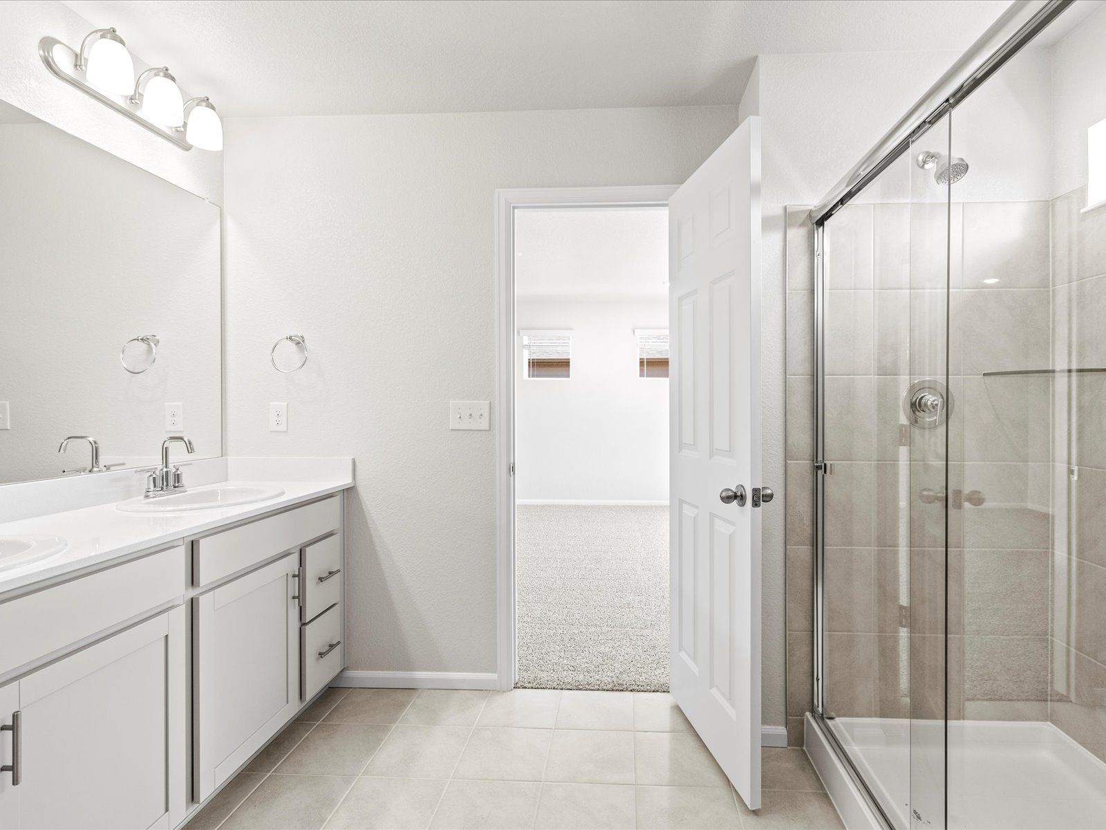 Silversage interior image taken at a Meritage Homes community in Commerce City, CO.