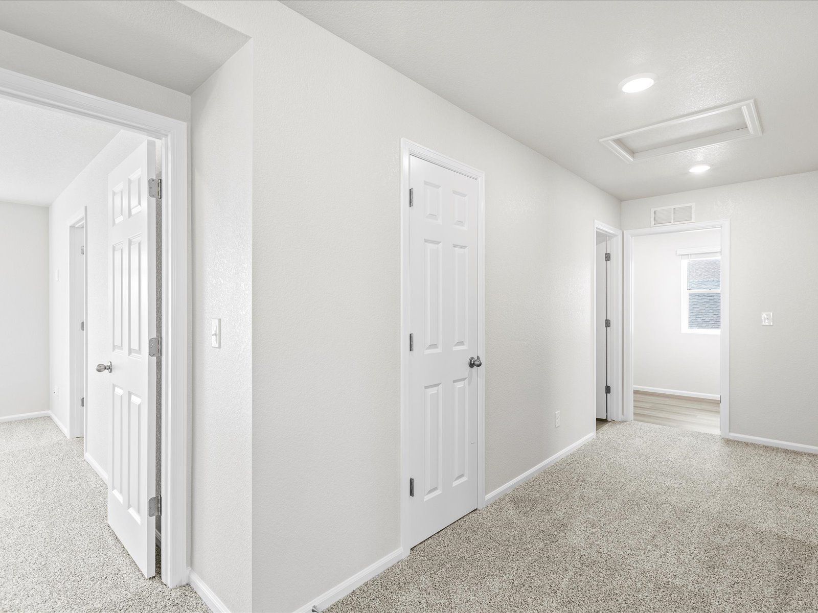Silversage interior image taken at a Meritage Homes community in Commerce City, CO.