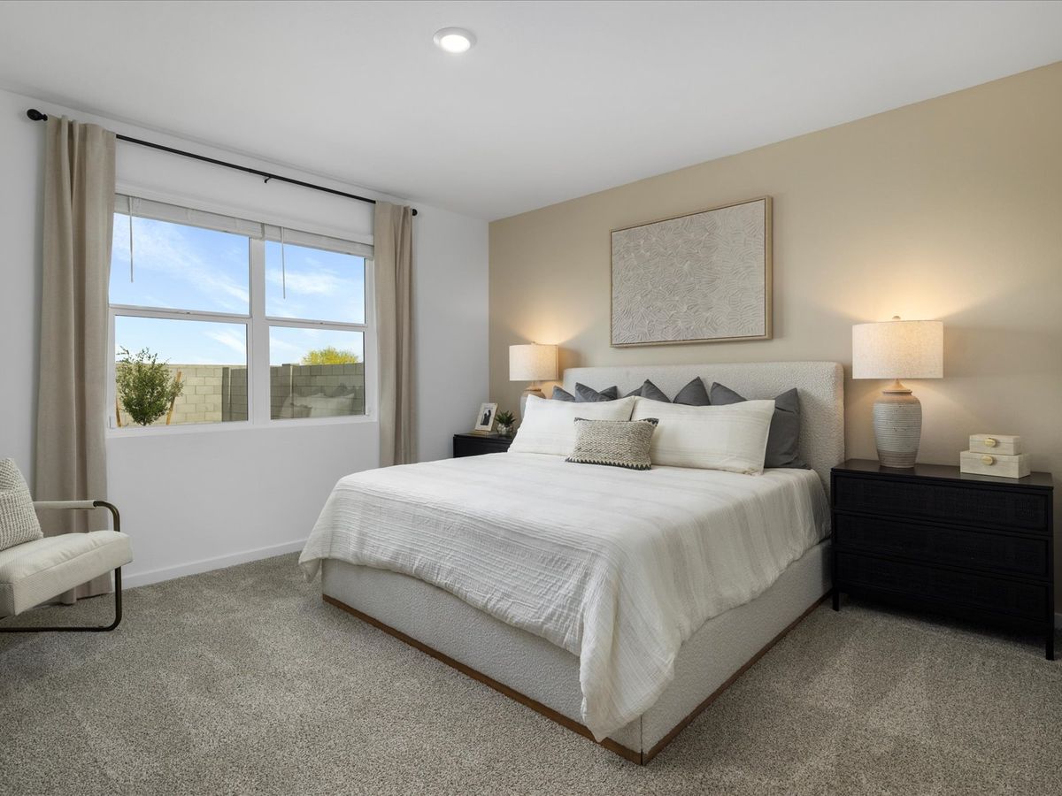 The Leslie floorplan modeled at Anthem at Merrill Ranch