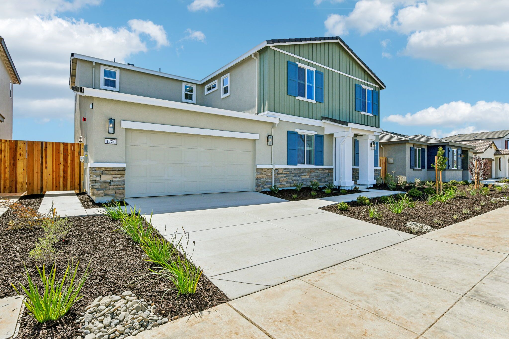 NCA_Vernon_5022_Exterior_E_1280_BastionAve_2.jpg