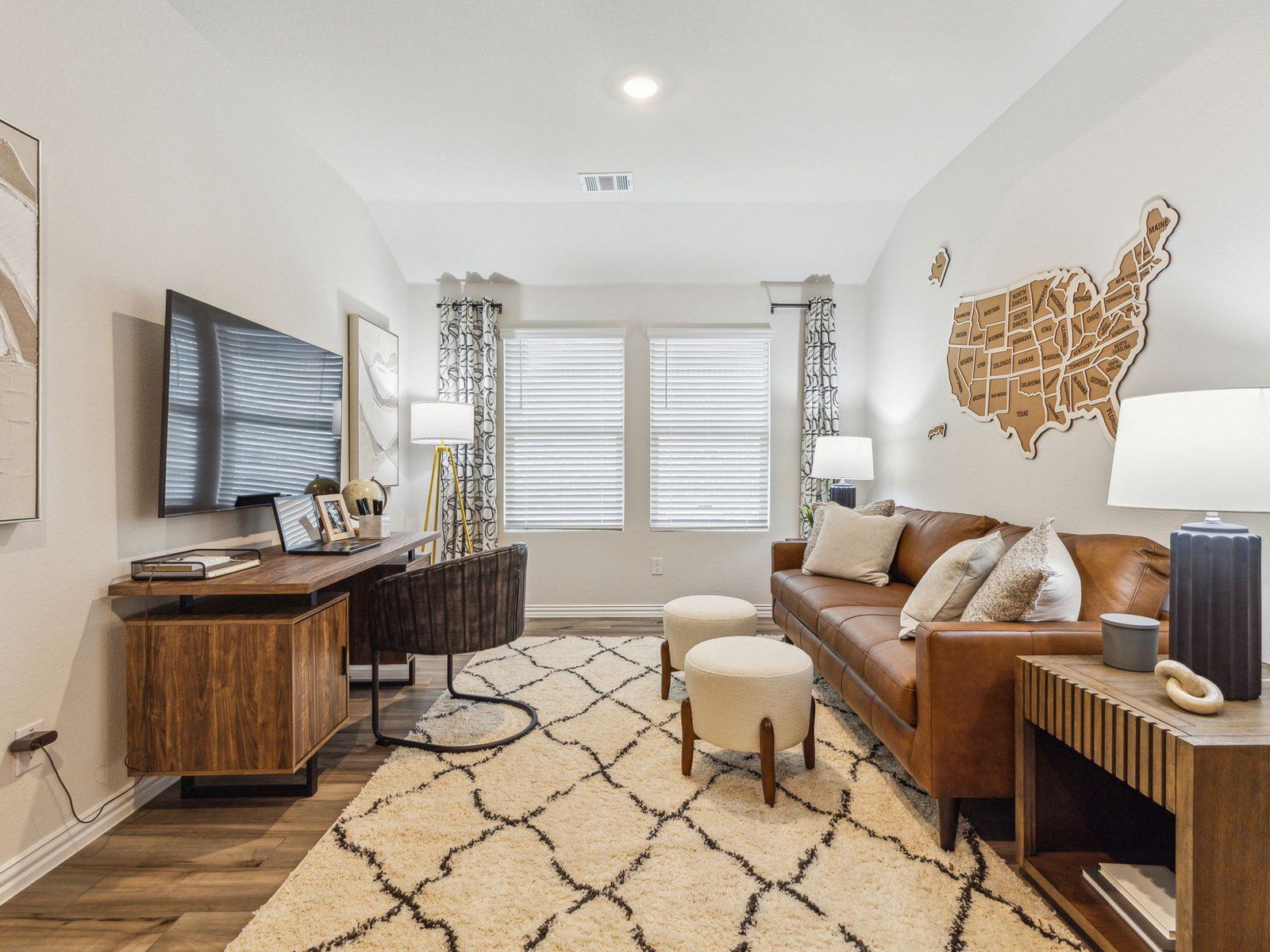 The Henderson floorplan featured at Lakehaven