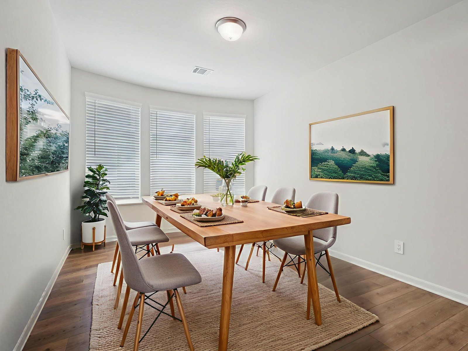 SAN_Sagebrooke_Rio Grande_3010_Dining_11526 Cottage Pt_011 virtually staged.jpeg