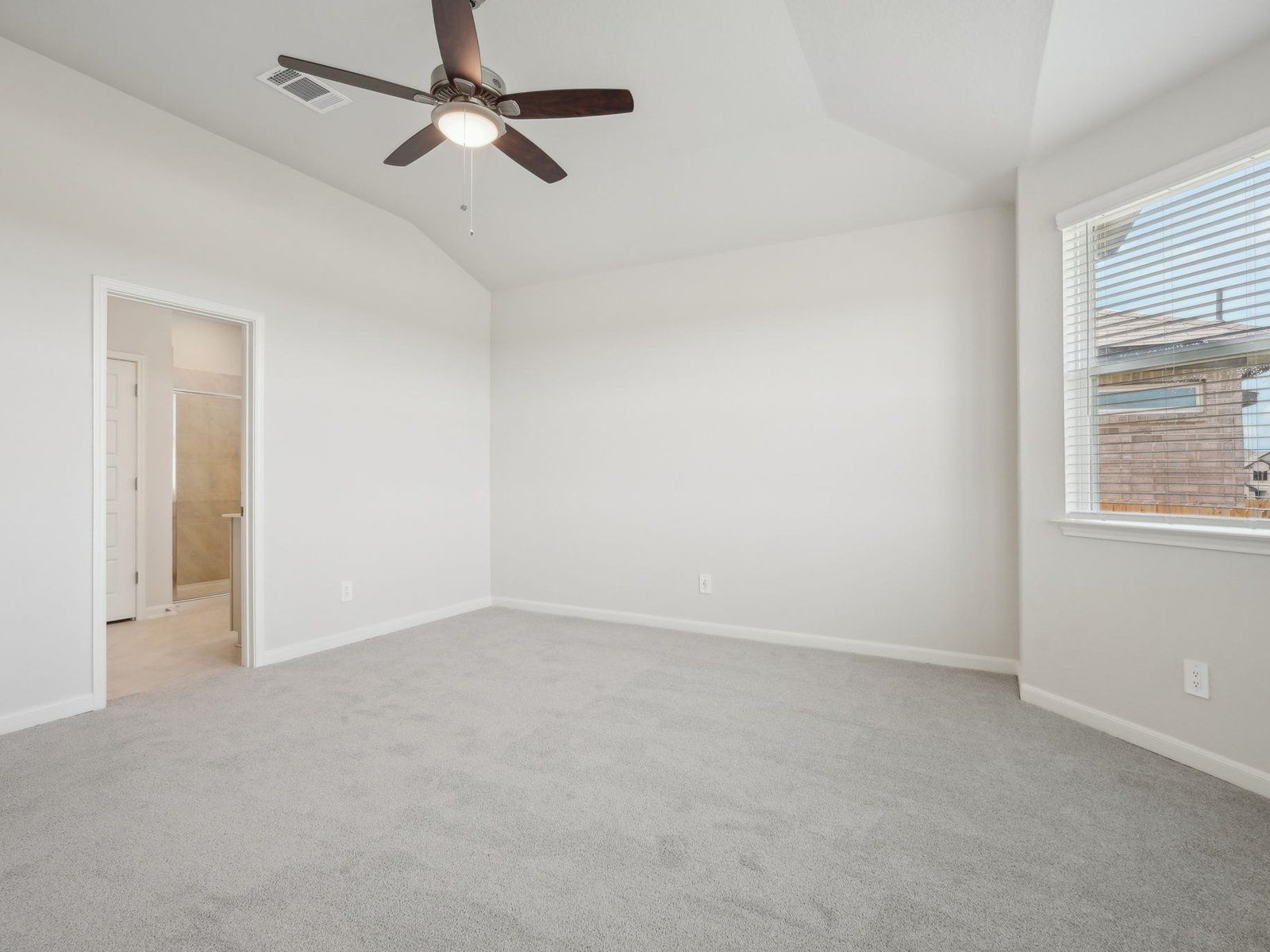 SAN_Sagebrooke_Rio Grande_3010_Primary Suite_11526 Cottage Pt_025.jpg