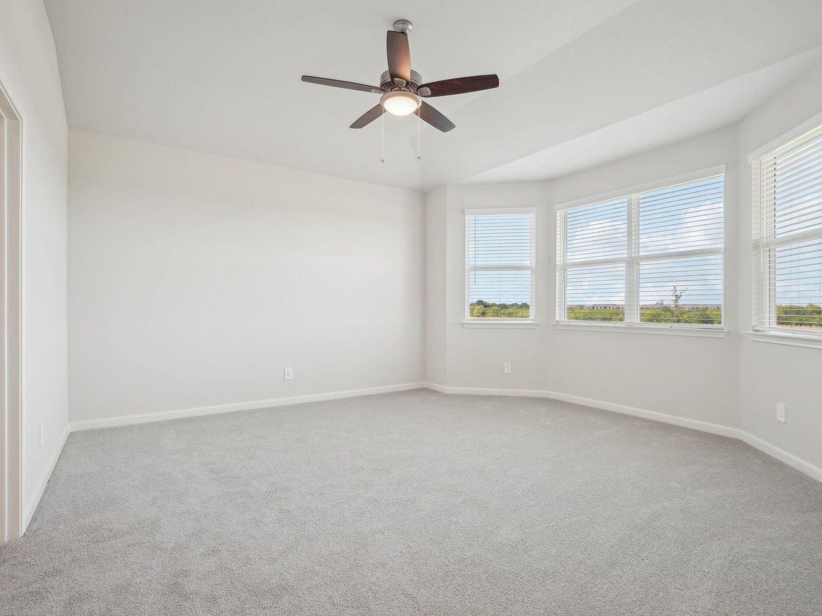 SAN_Sagebrooke_Rio Grande_3010_Primary Suite_11526 Cottage Pt_023.jpg