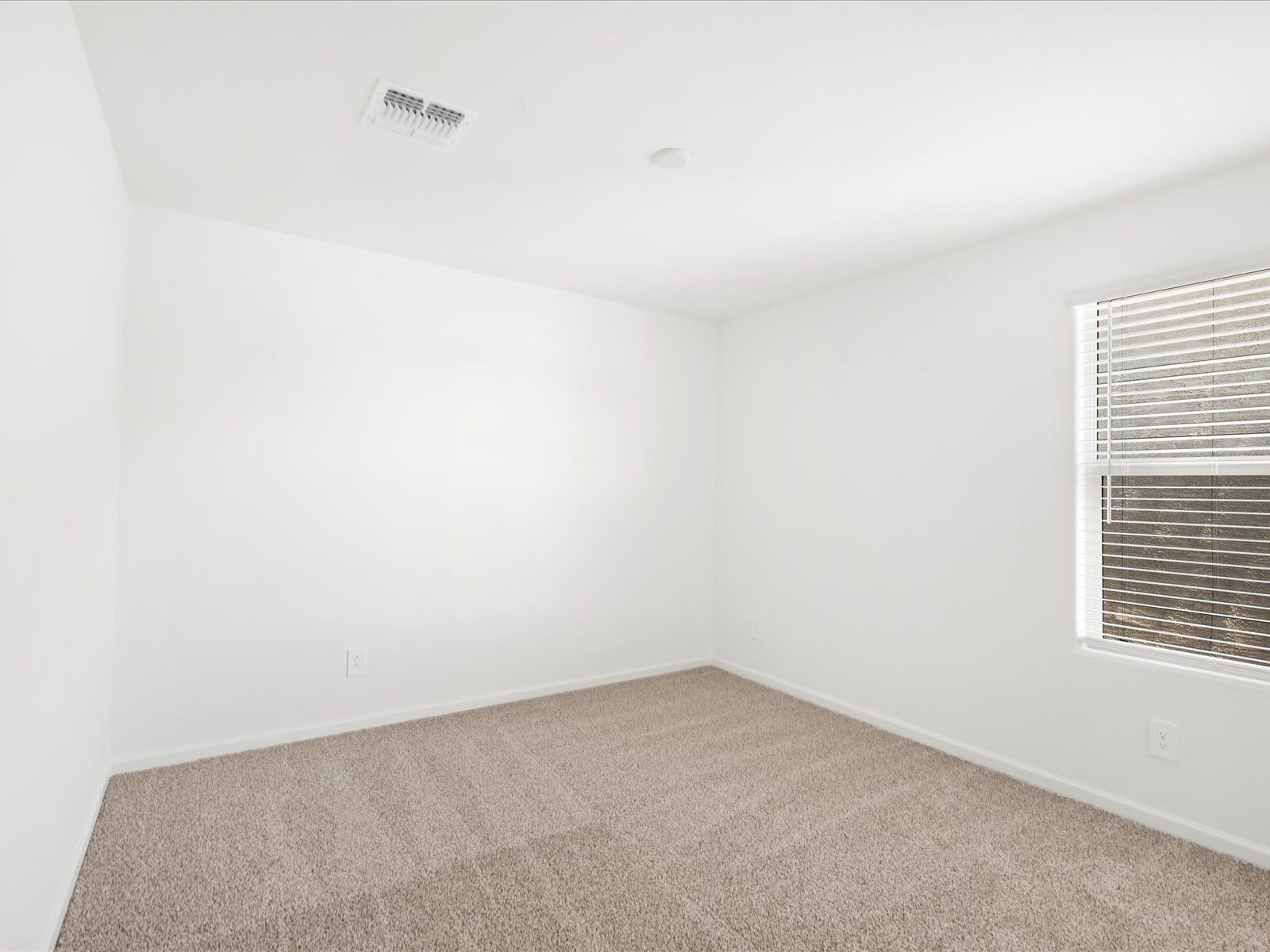 744 W CALLE CUBETA (Emerald)