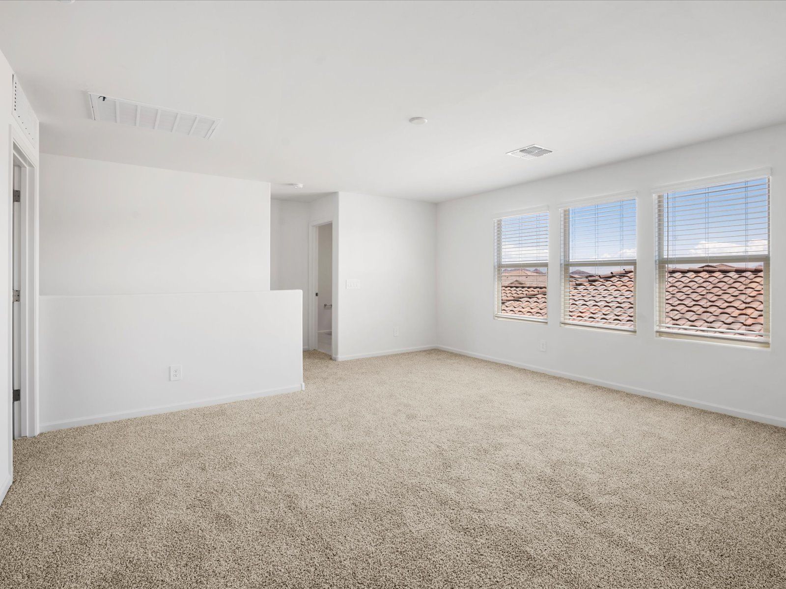 Welcome to the 2690 floorplan.