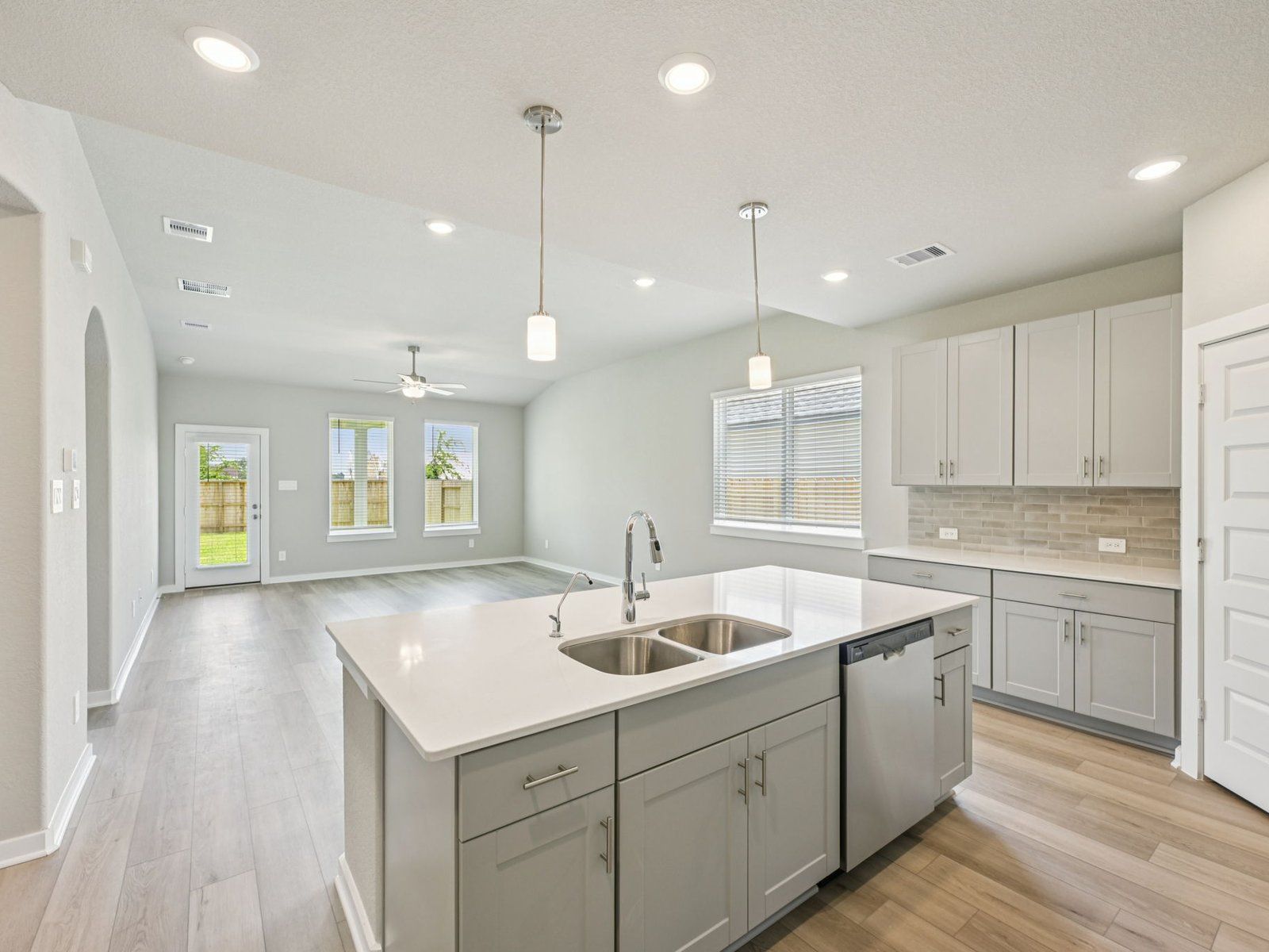 The Texoma (3L08) - Sanford Farms - Premier Series: Waller, Texas - Meritage Homes