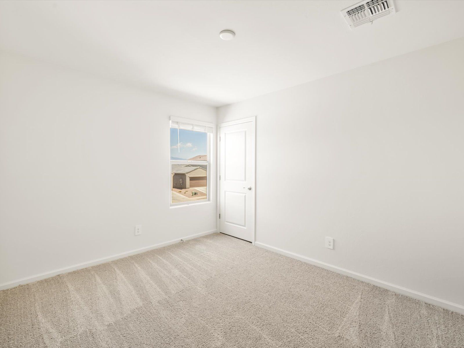 TUC_Valencia-Crossing_Revel_Bedroom_4852-E-Julian-Wash-Dr