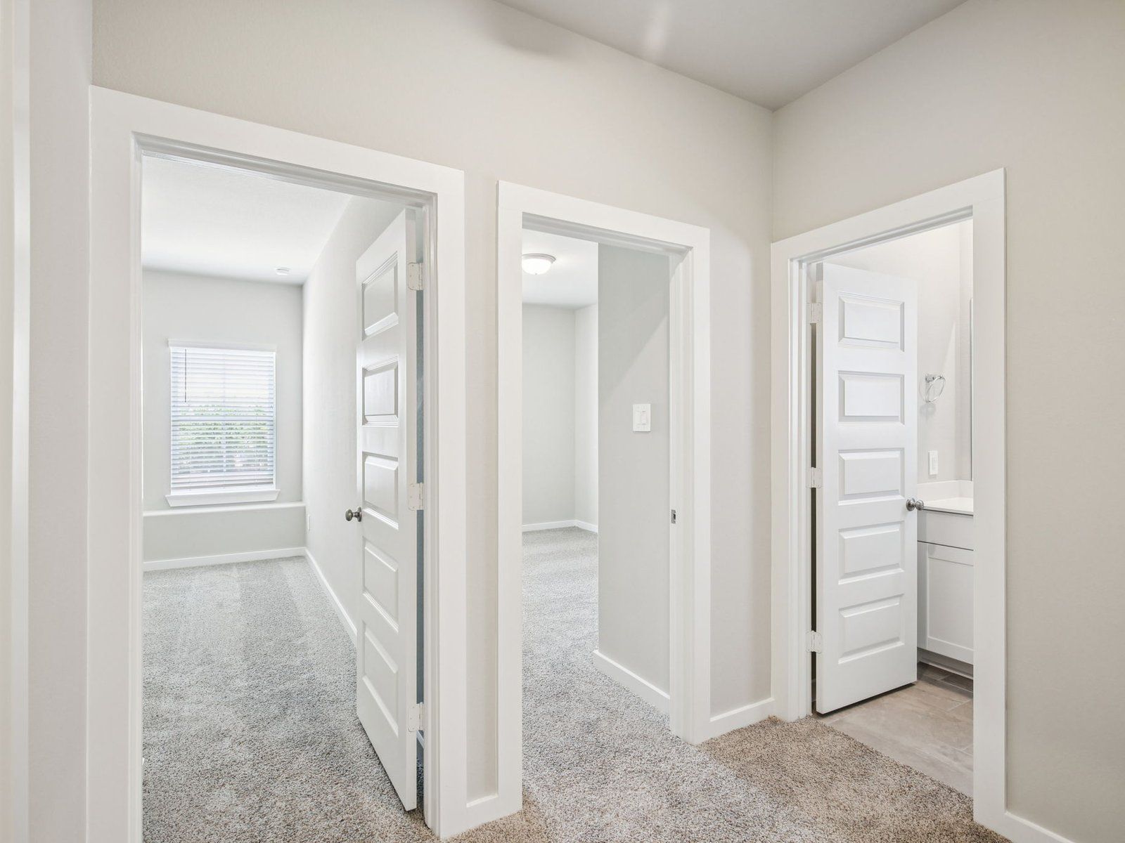 16-custom-Houston - Spring Brook Village- 10015 Rustic Charm St Houston TX 77080-012.jpg