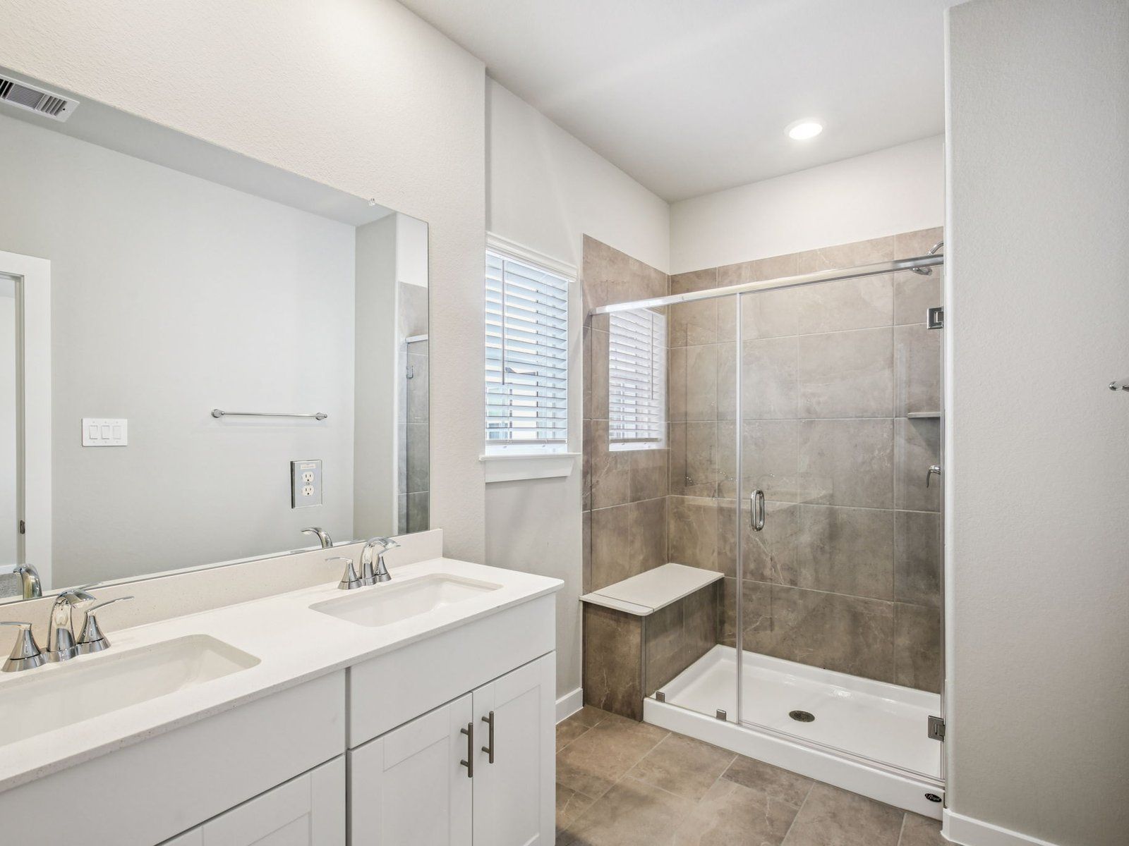 36-custom-Houston - Spring Brook Village- 10015 Rustic Charm St Houston TX 77080-028.jpg