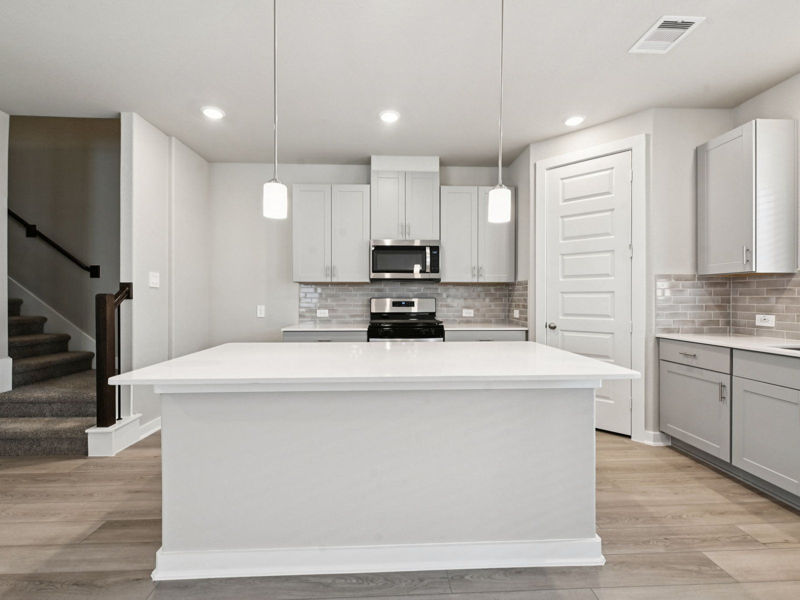 15-custom-Houston - Spring Brook Village- 4116 Good Vineyard Ln Houston TX 77080-011.jpg