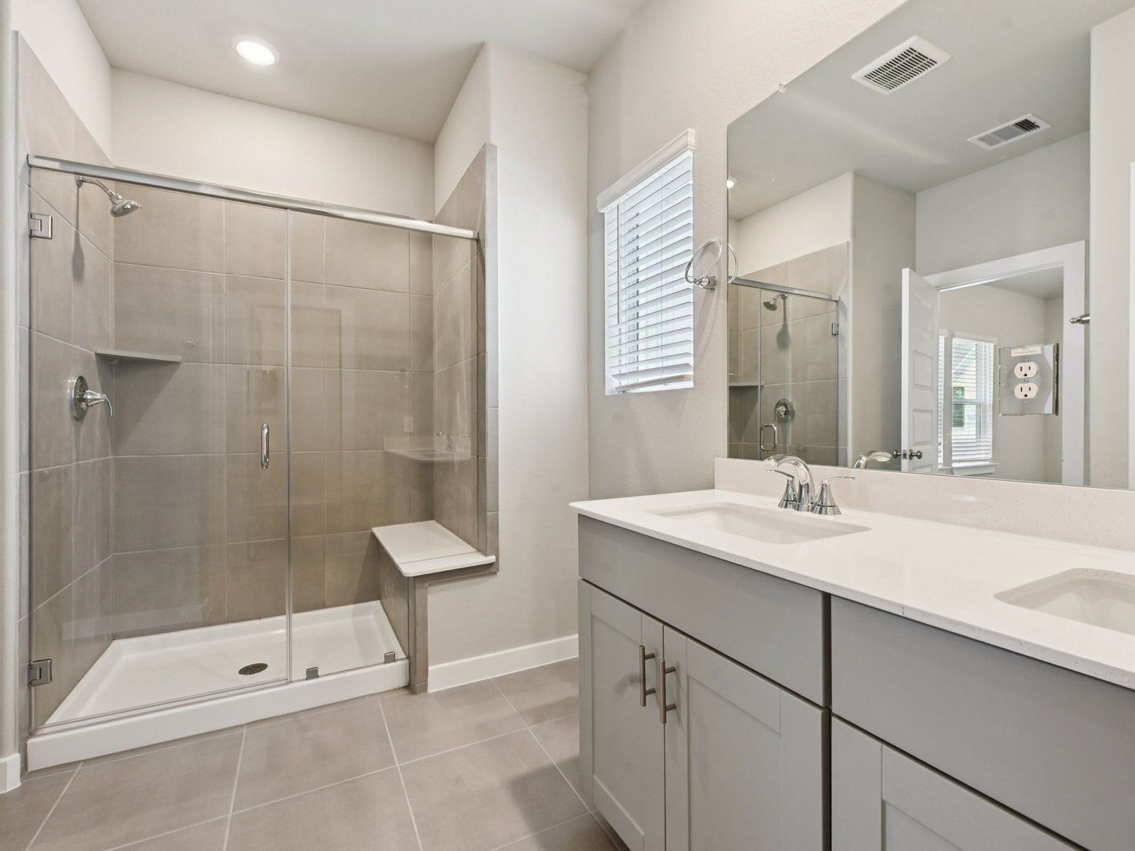 25-custom-Houston - Spring Brook Village- 4116 Good Vineyard Ln Houston TX 77080-019.jpg