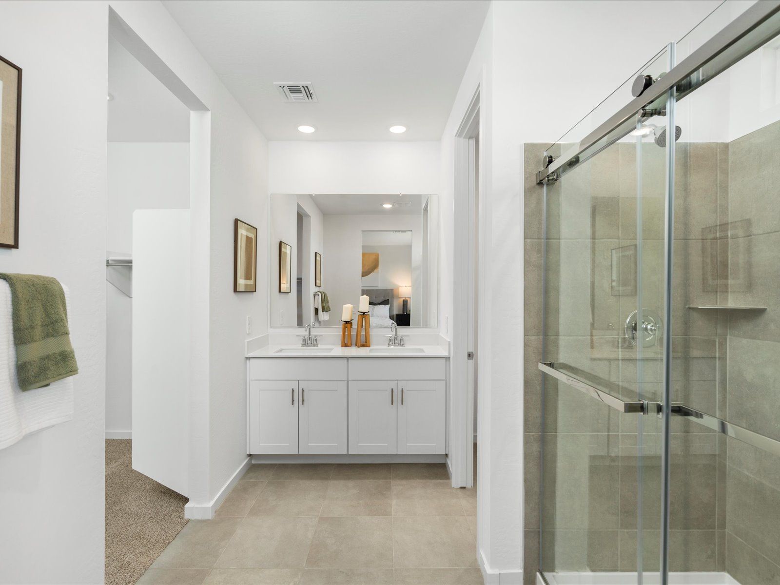 The Jubilee floorplan modeled at Silva Farms