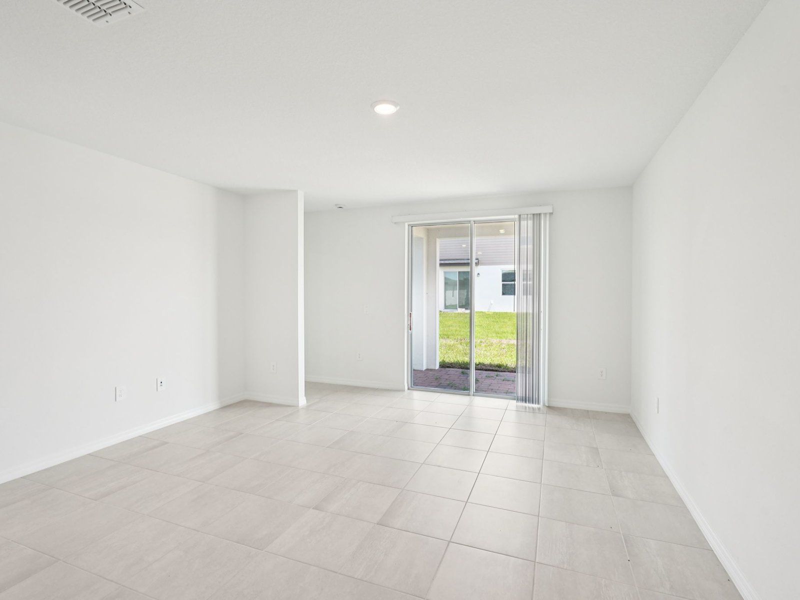 903 Donahue Pass (Everglade)