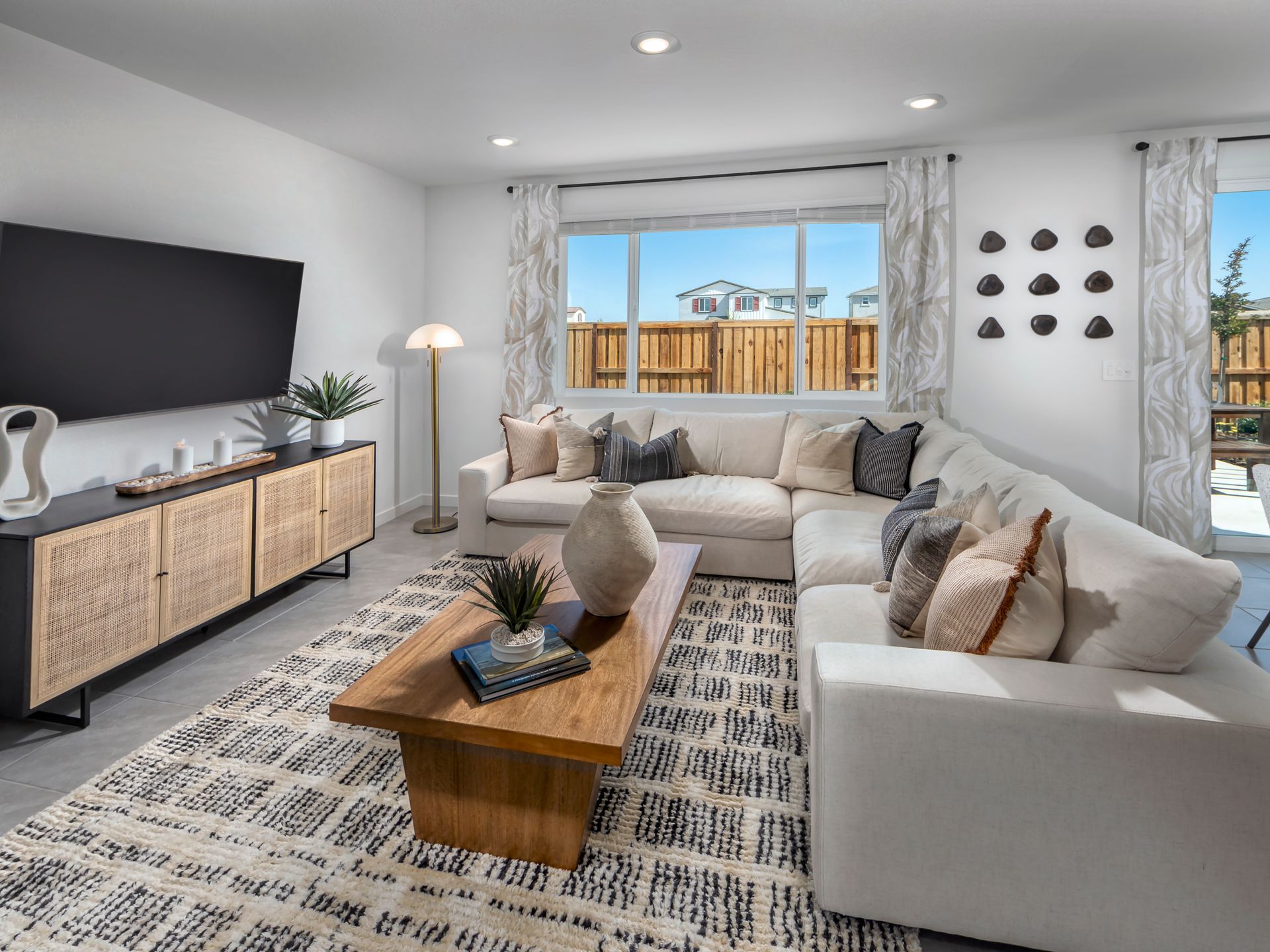 Modeled Residence 1 from a nearby Meritage community in Galt, CA.