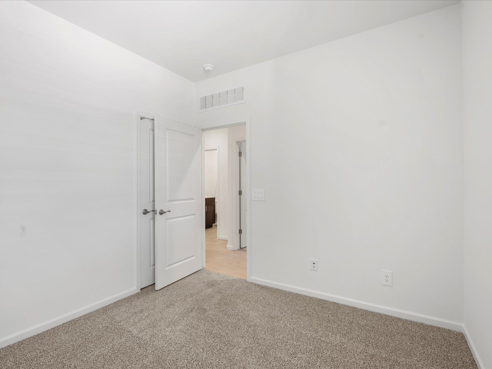 10342 W GRANDERSON STREET (Carnival)