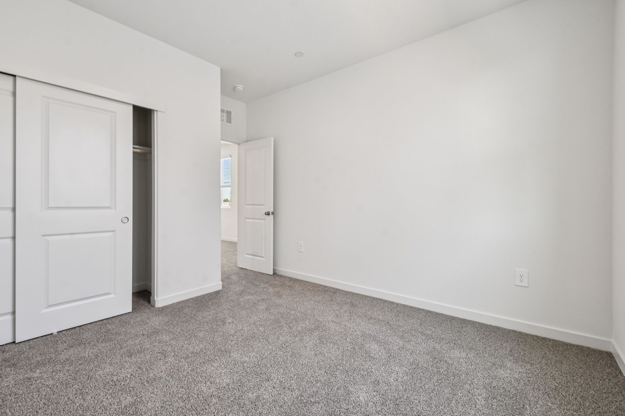 Residence 4 - Monument at Liberty Ranch: Galt, California - Meritage Homes