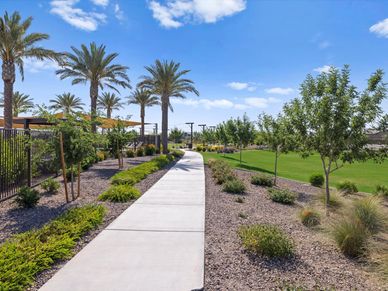 Walking trail at Bella Vista Farms