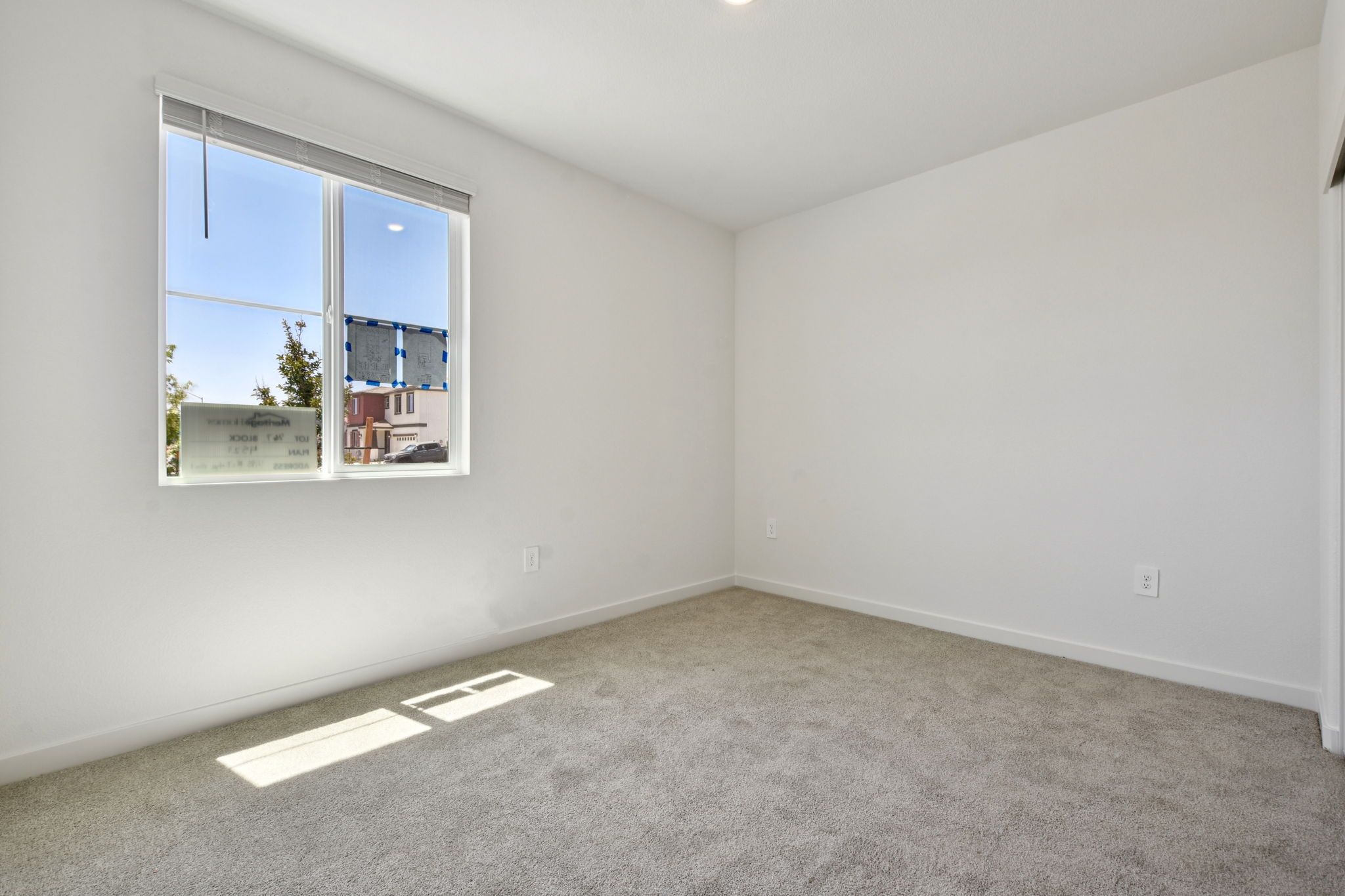 NCA_Rushmore_4521_Bedroom_1485_McIntyreSt_.jpg