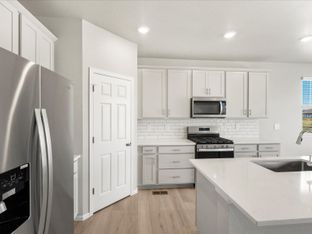 Snowberry - Buffalo Highlands: The Flora Collection: Commerce City, Colorado - Meritage Homes