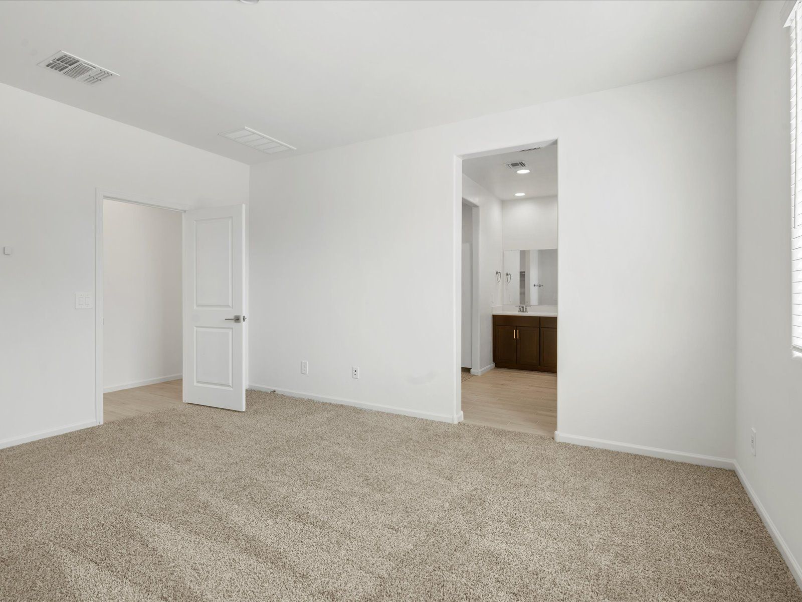 9739 W LARSON ST (Topaz)