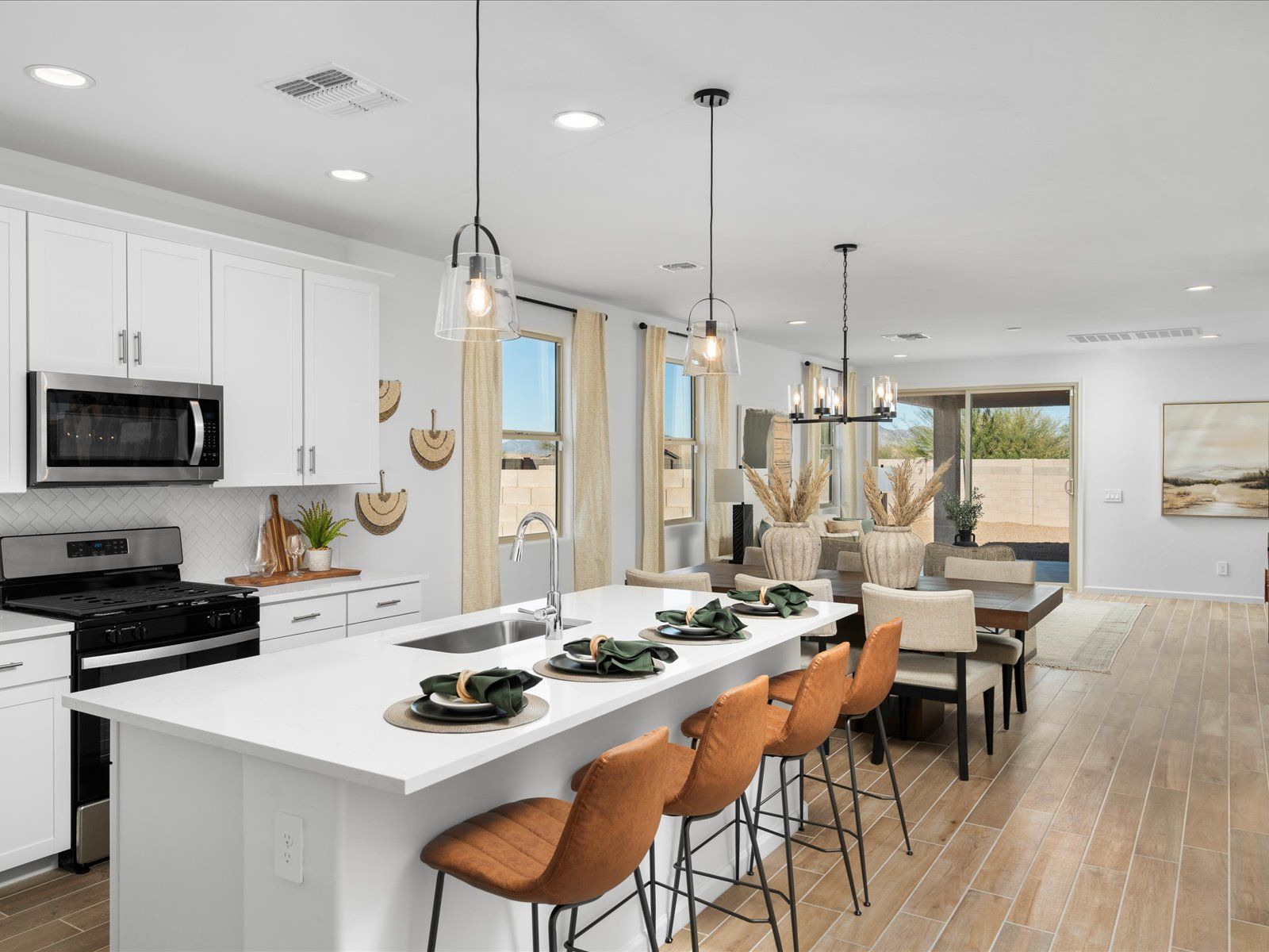 TUC_Las_Patrias_at_Star_Valley_III_2110_model (4).jpg