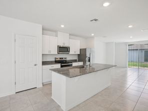 3900 Giorgio Drive (Everglade)