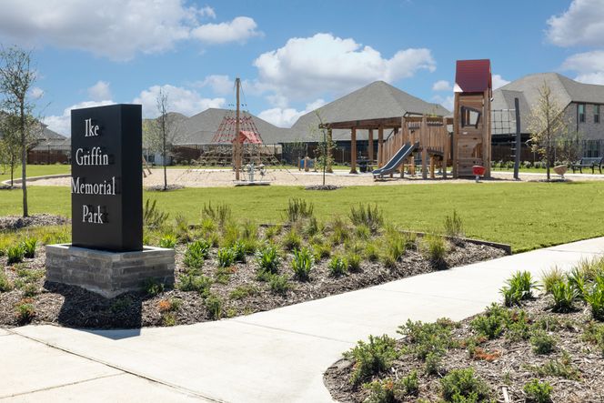 Playround at Southridge by Meritage homes.