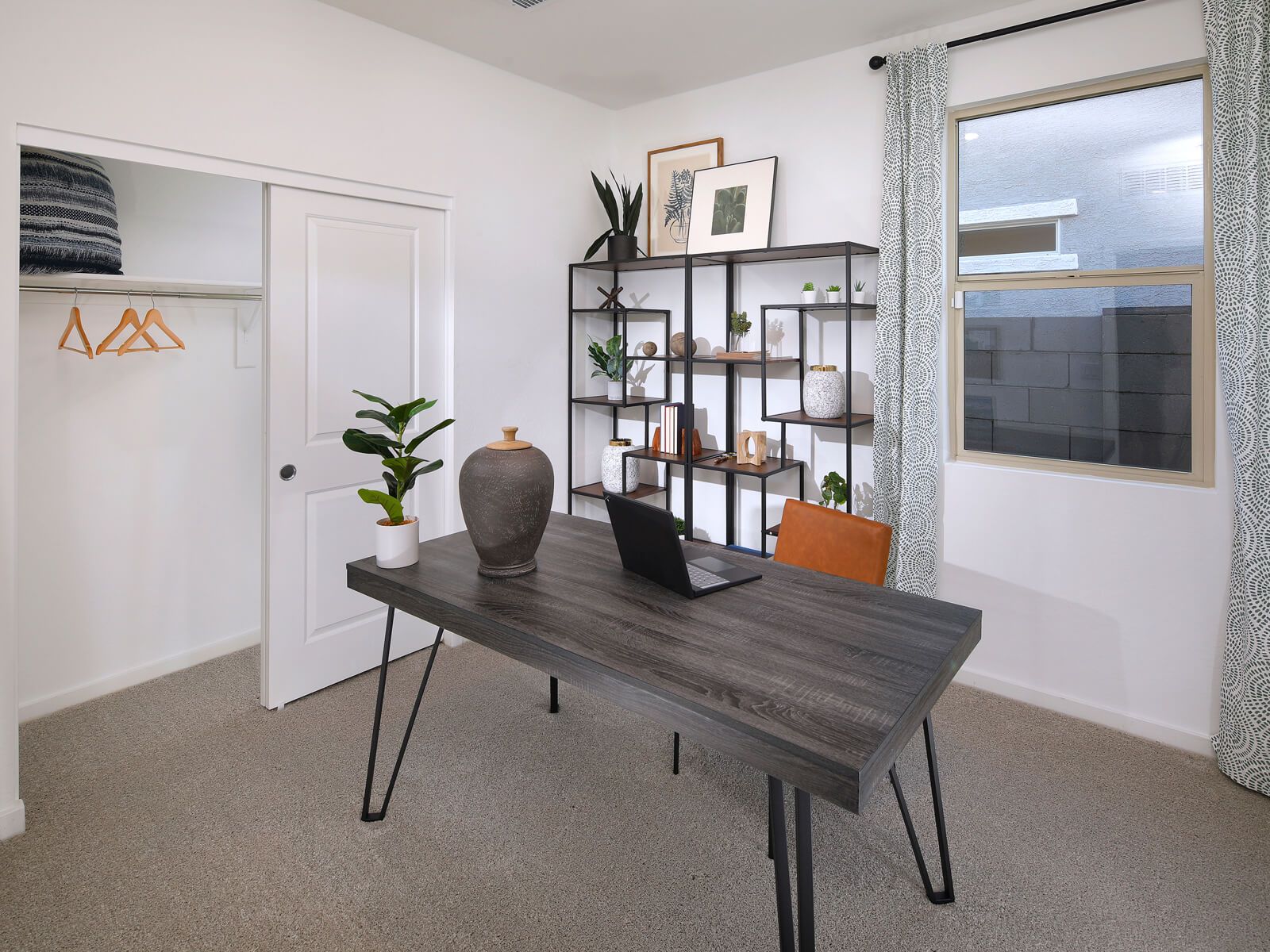 Sierra floorplan image modeled at Paloma Creek in Surprise, AZ.