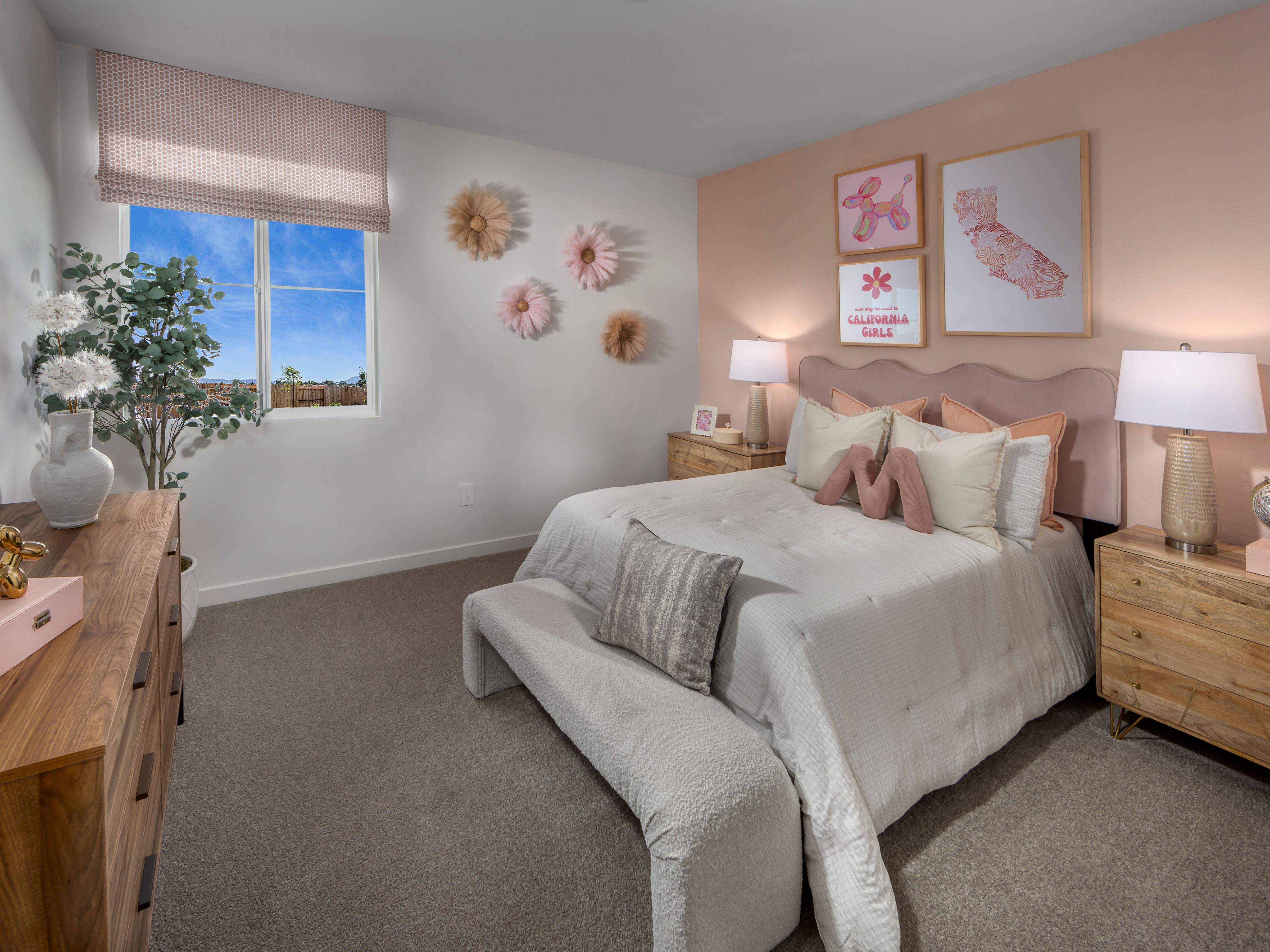 Secondary bedroom of a Residence 4.