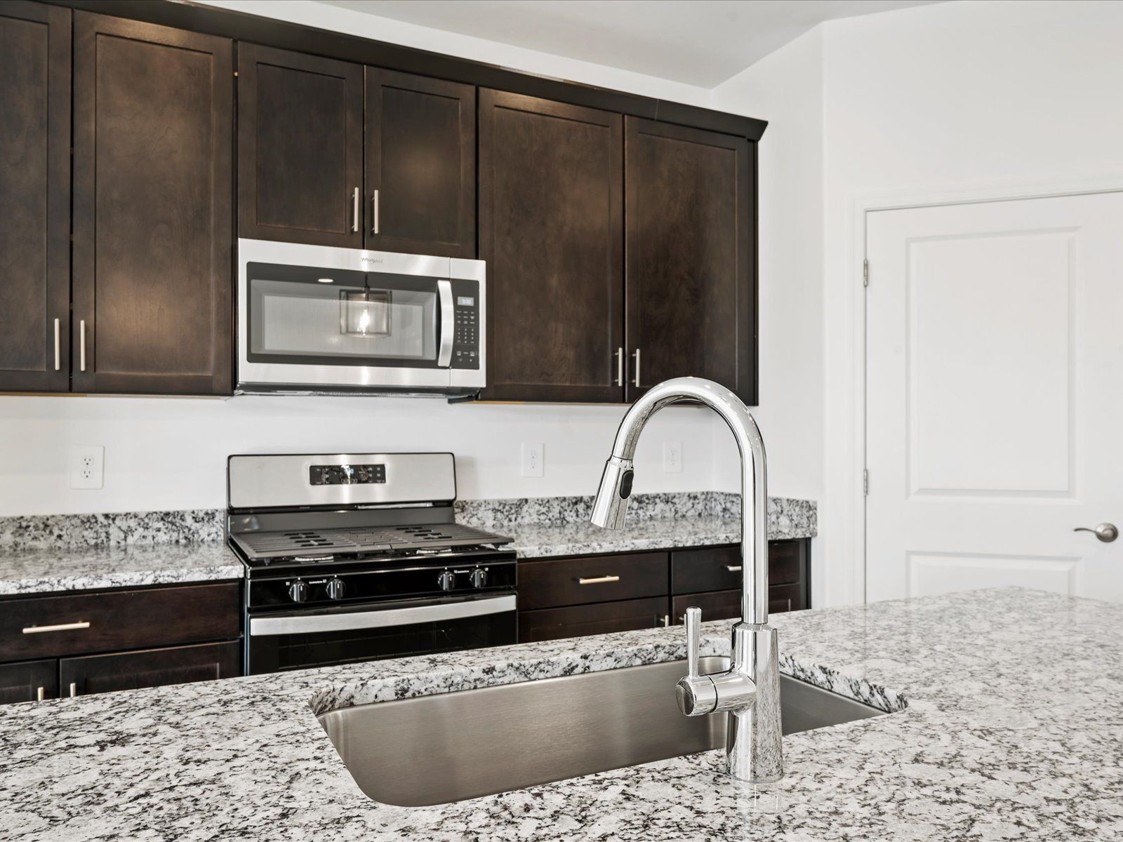 9745 W LARSON ST (Garnet)