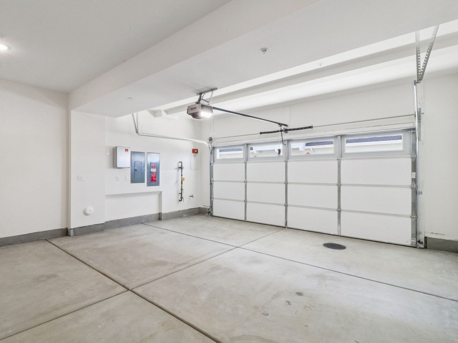 2206 Saltbush Drive (Residence 3)