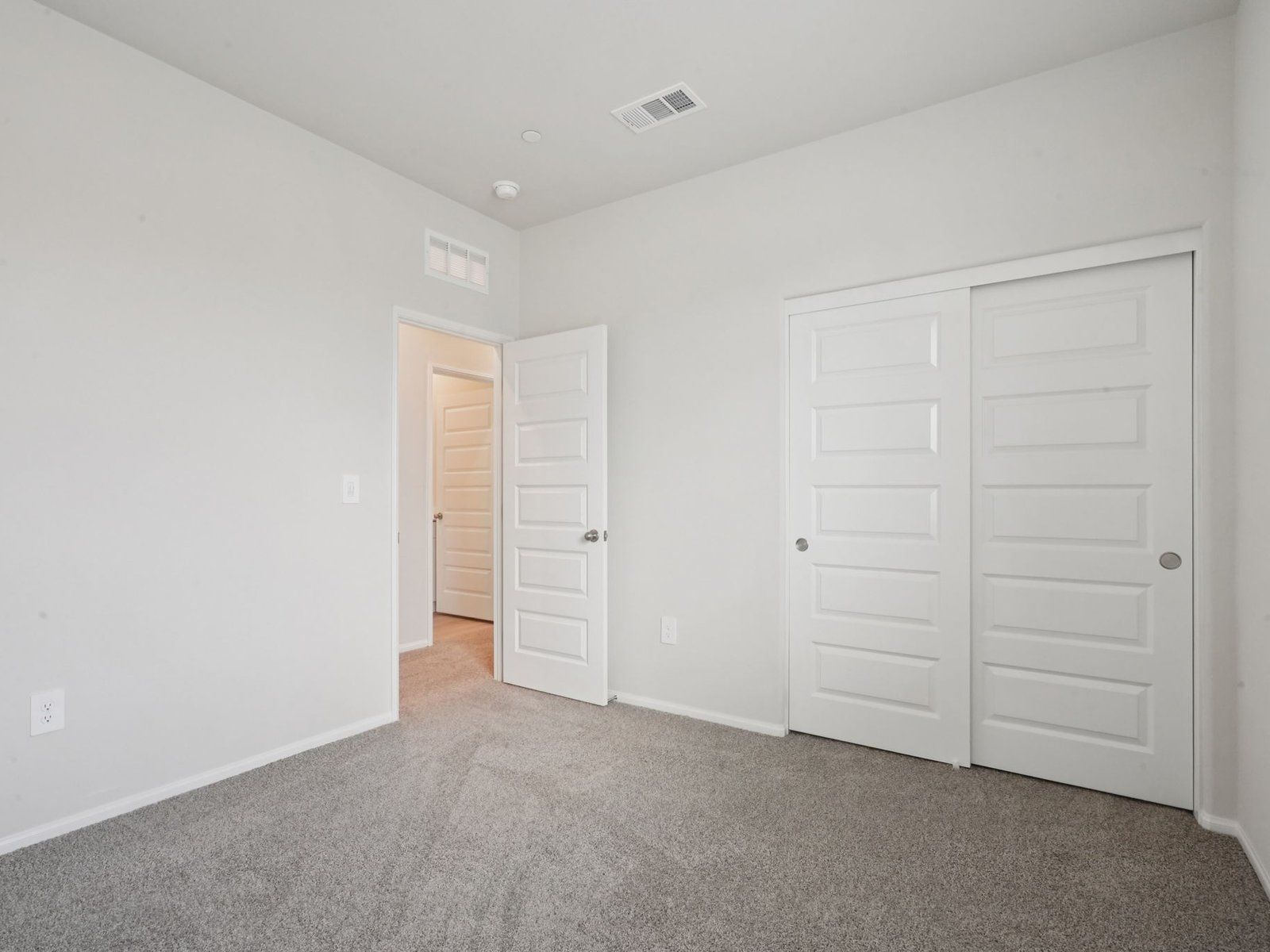 2149 Bergamot Street (Residence 1)