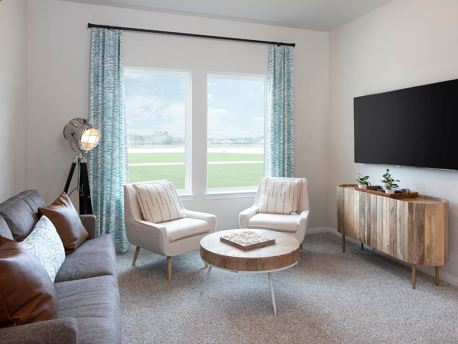 Large flex spaces for your changing needs.