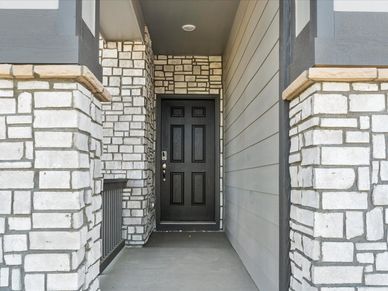 Silversage interior image taken at a Meritage Homes community in Commerce City, CO.